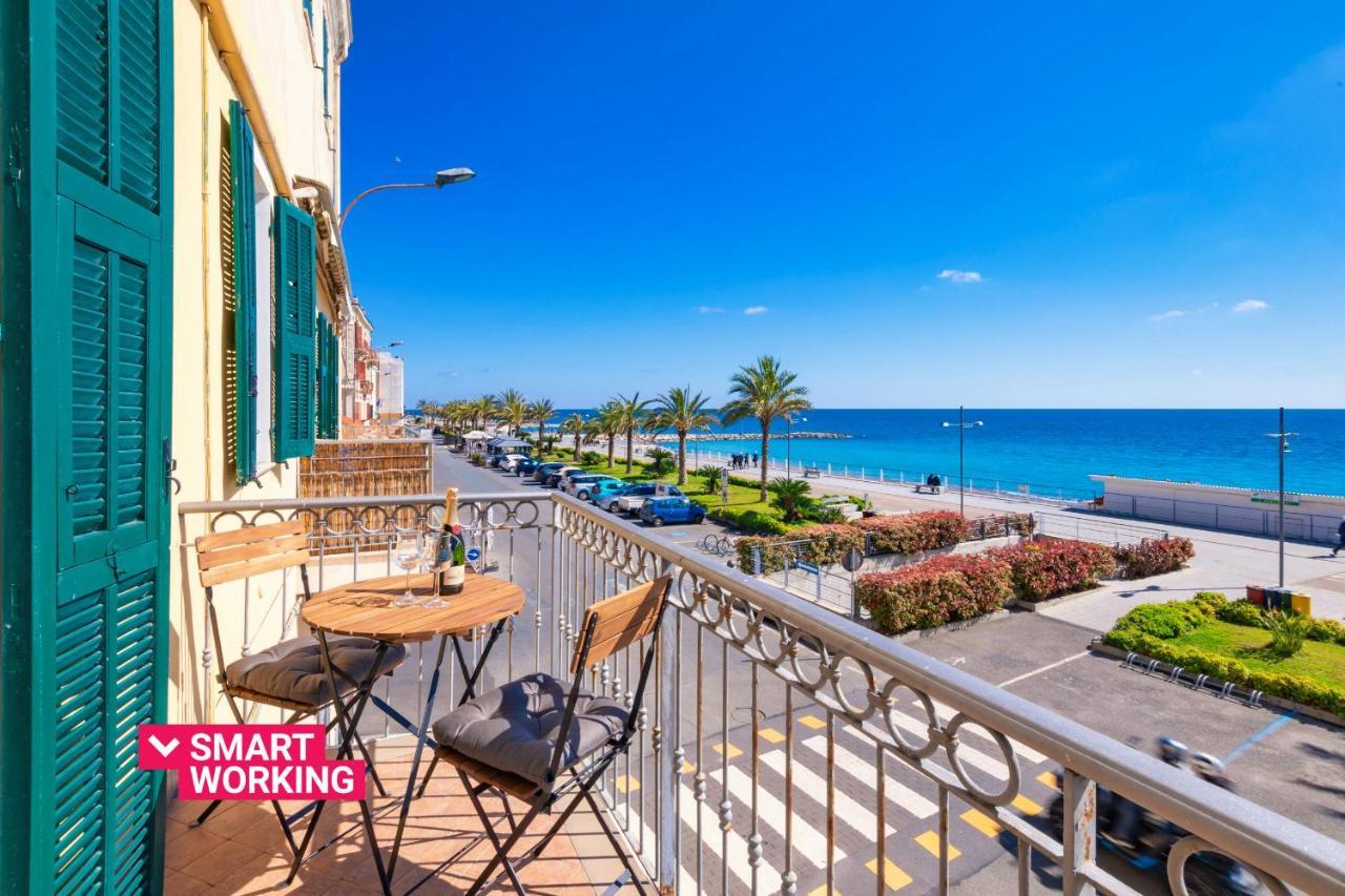 Appartamento Fronte Mare A Ospedaletti By Wonderful Italy Εξωτερικό φωτογραφία